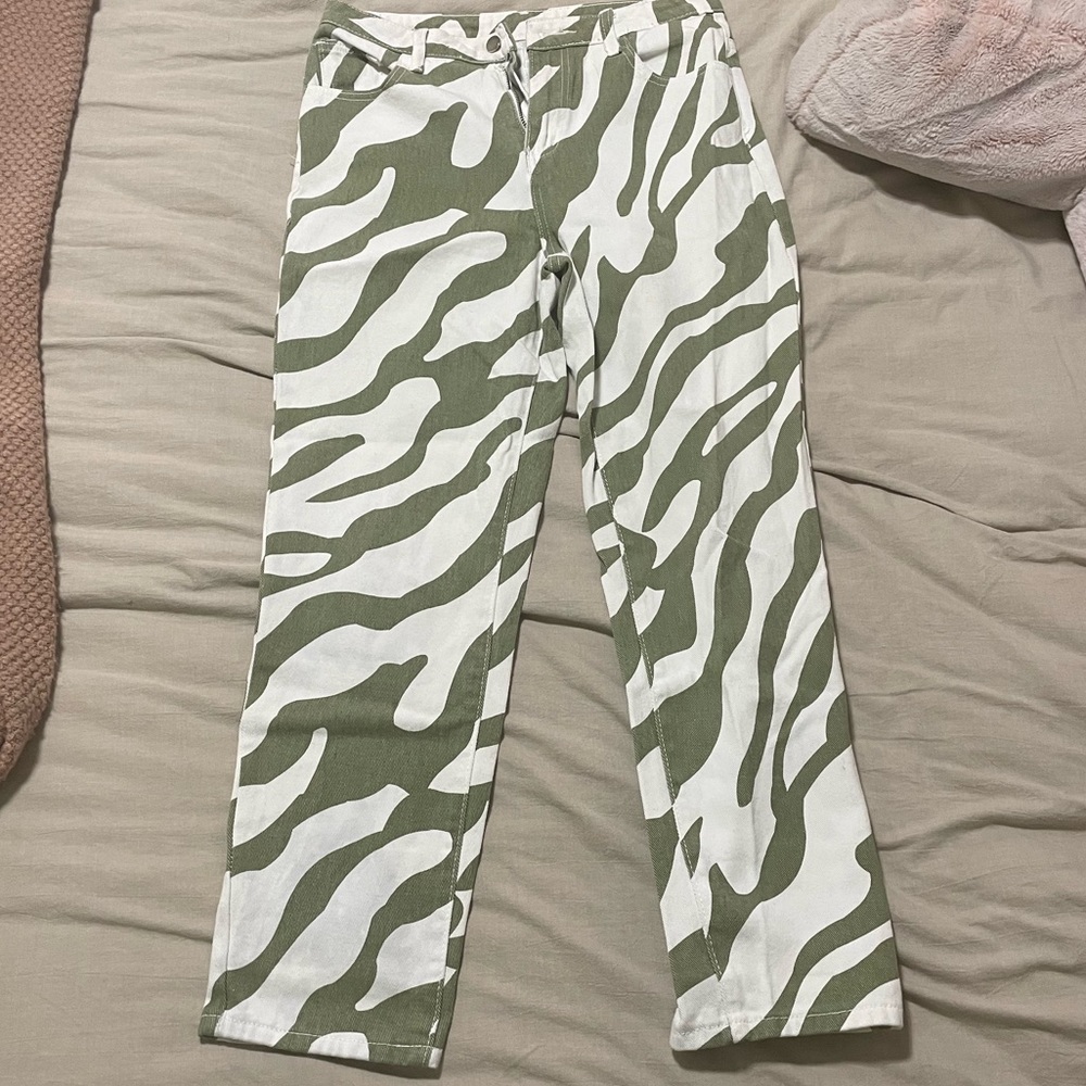 Green Zebra Loose leg Jean